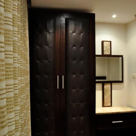 Granada Suites Hotel Amman Esterno foto