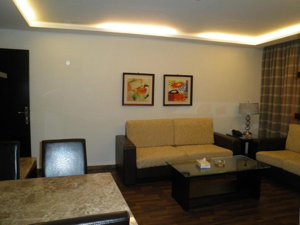 Granada Suites Hotel Amman Camera foto