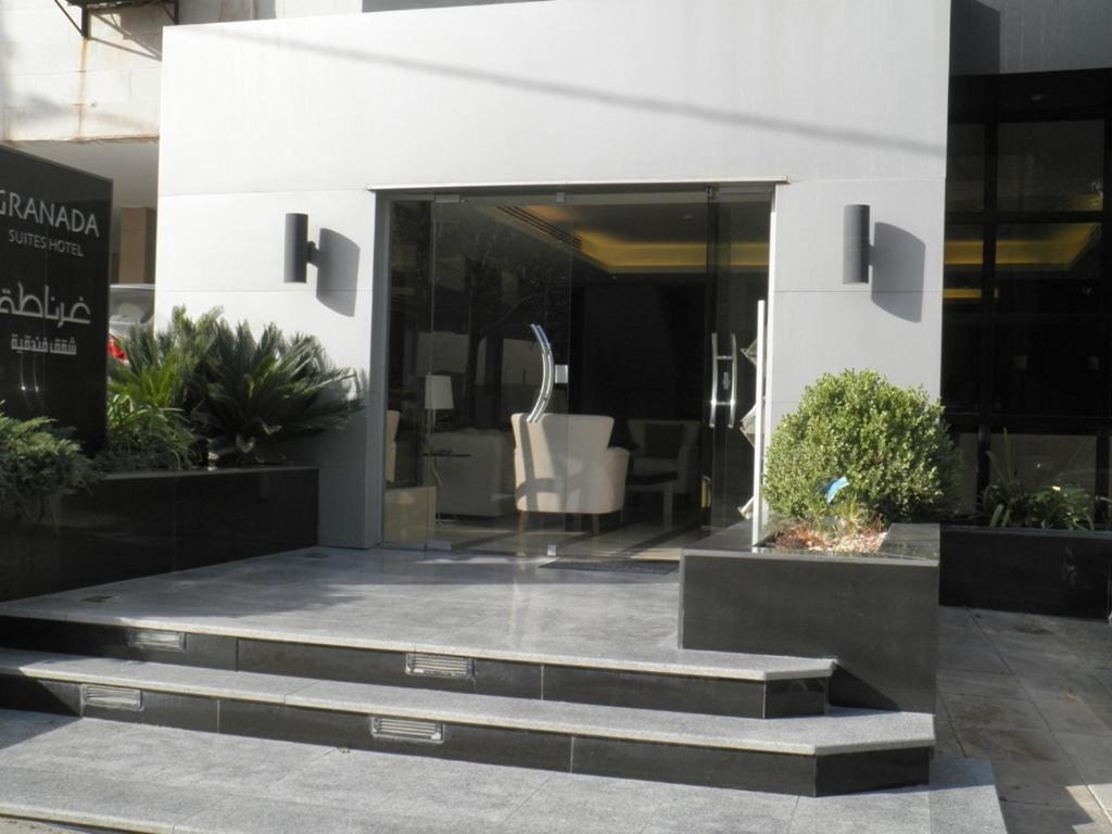 Granada Suites Hotel Amman Esterno foto