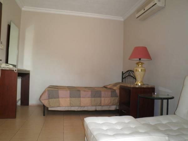 Granada Suites Hotel Amman Esterno foto