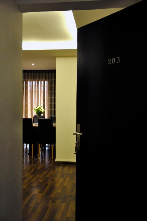 Granada Suites Hotel Amman Camera foto