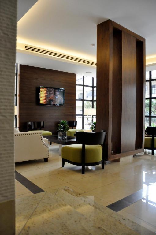 Granada Suites Hotel Amman Esterno foto